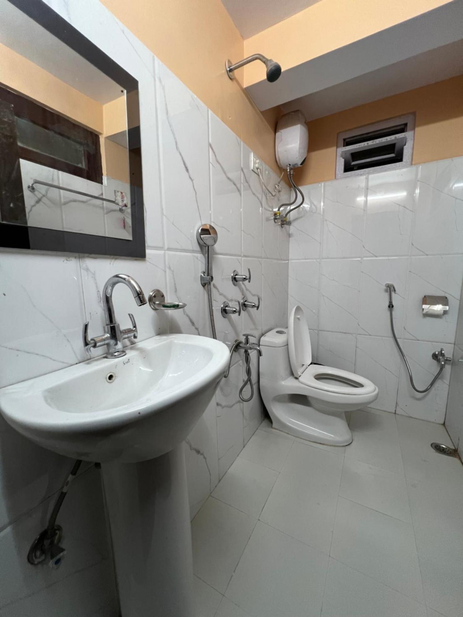 Hotel Hill Top Darjeeling  Ngoại thất bức ảnh