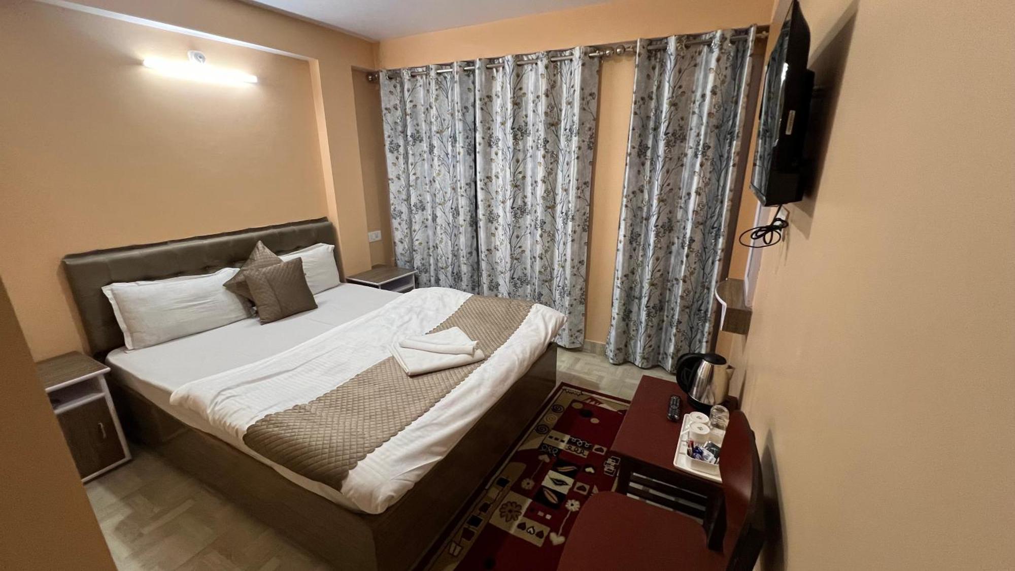 Hotel Hill Top Darjeeling  Ngoại thất bức ảnh