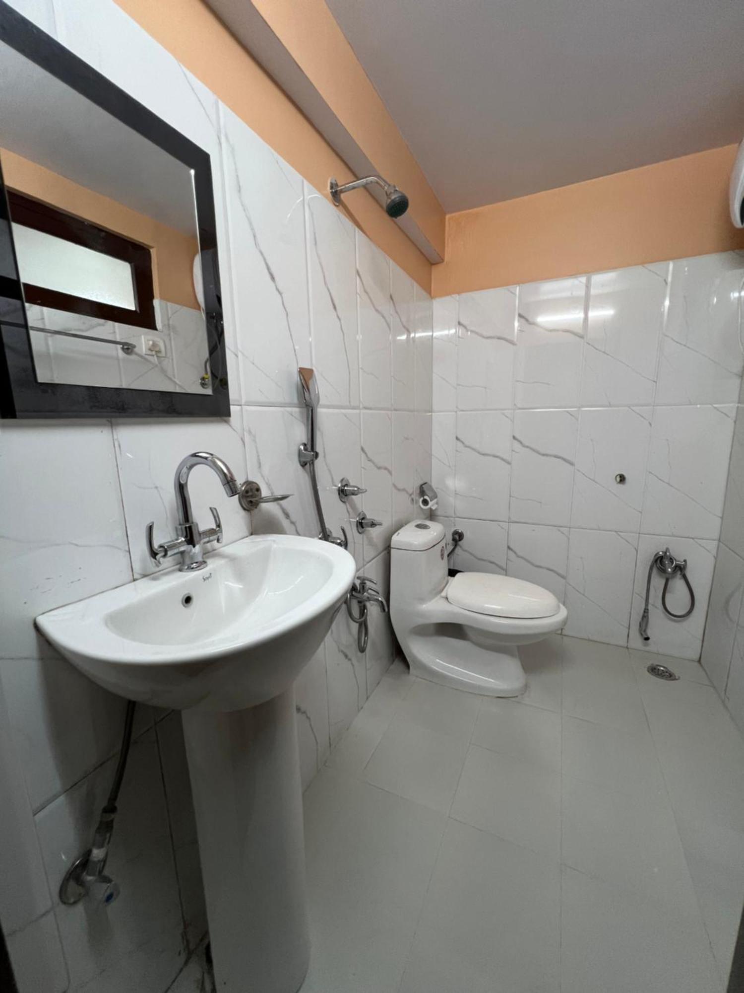 Hotel Hill Top Darjeeling  Ngoại thất bức ảnh