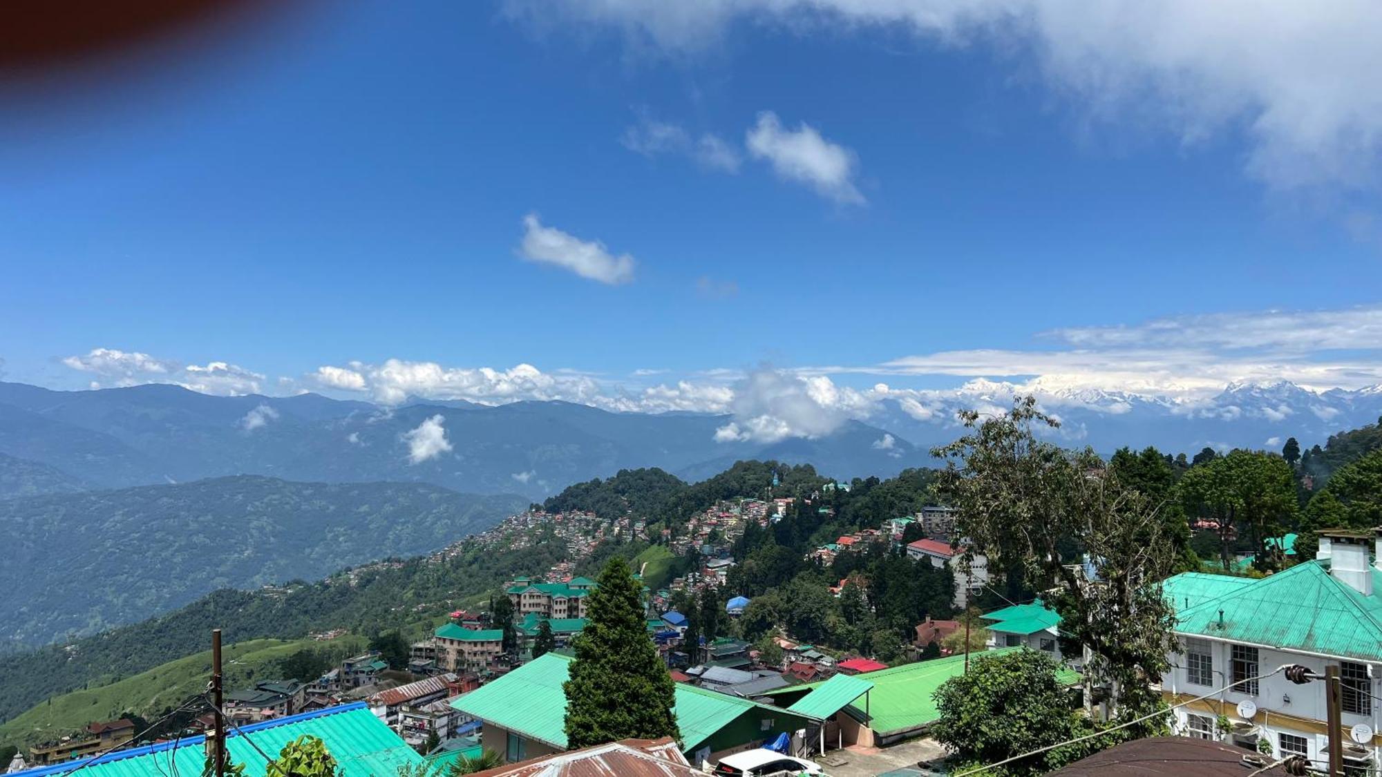 Hotel Hill Top Darjeeling  Ngoại thất bức ảnh