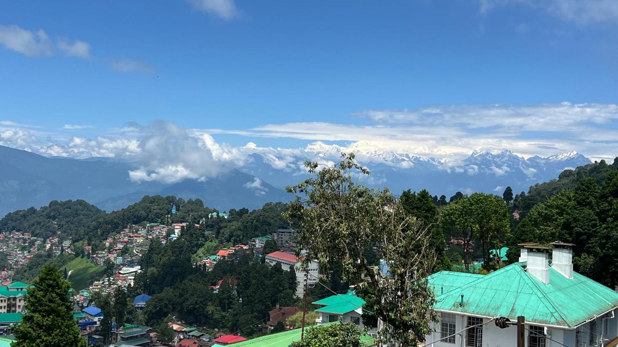 Hotel Hill Top Darjeeling  Ngoại thất bức ảnh