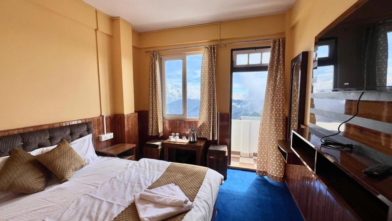 Hotel Hill Top Darjeeling  Ngoại thất bức ảnh